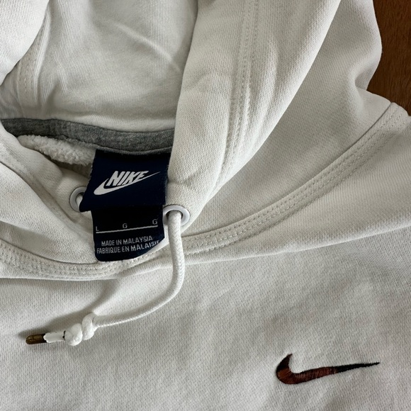 Vintage Y2K Nike Hoodie - Picture 2 of 6